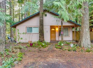 21631 E Lodge Ln, Rhododendron, OR 97049