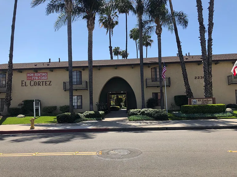El Cortez Apartments — Photo 1