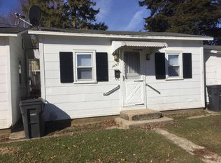 1430 Lisbon St, Morris, IL 60450