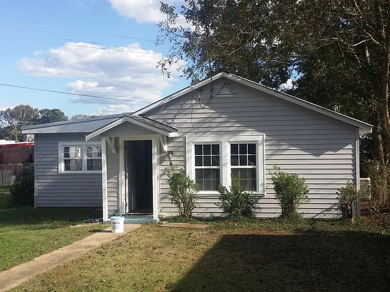 1821 28th Ave N #B — Photo 2