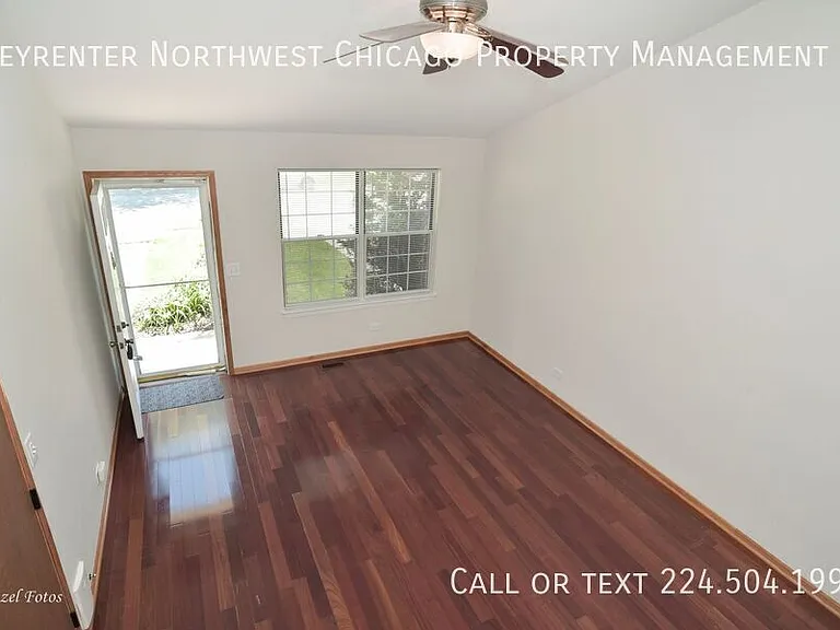 1212 Stratford Ln — Photo 6