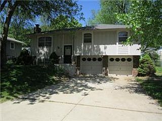 1st image of 317 SW Sandstone Dr