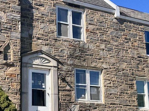 2nd image of 432 N 66th St