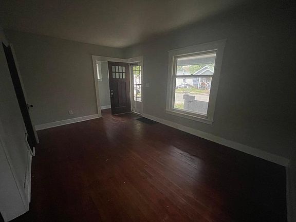 4th image of 1511 Knollwood Ave