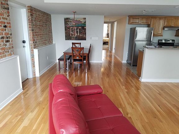 2nd image of 237 N Peters St #302