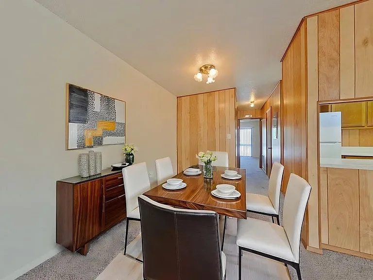 211 Tooke St #E — Photo 1
