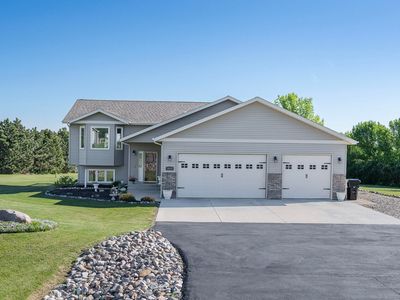 3616 Southridge Ln, Bismarck, ND, 58504