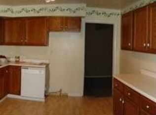 152 Fairlane Dr, Industry, PA