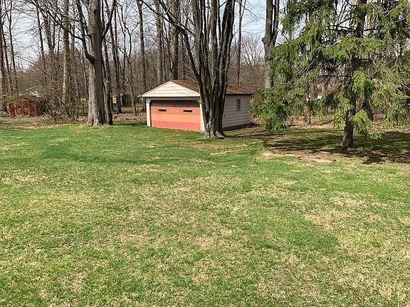 5th image of 28502 Douglas Dr