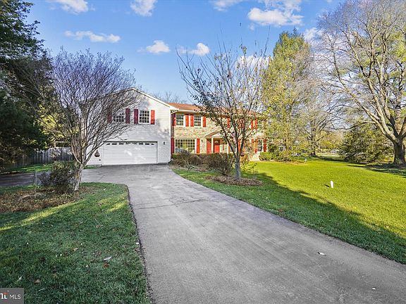 2nd image of 12106 Gary Hill Dr