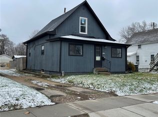 2218 E Walnut St, Des Moines, IA 50317