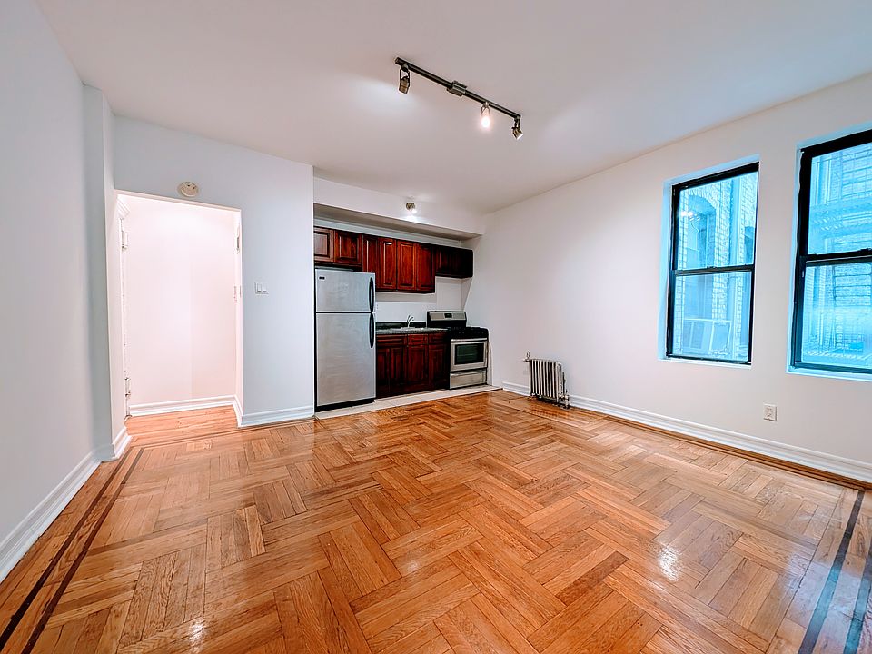 1st image of 537 Clinton Ave APT 4H
