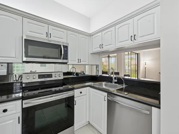 5395 Firenze Drive #K, Boynton Beach, FL 33437