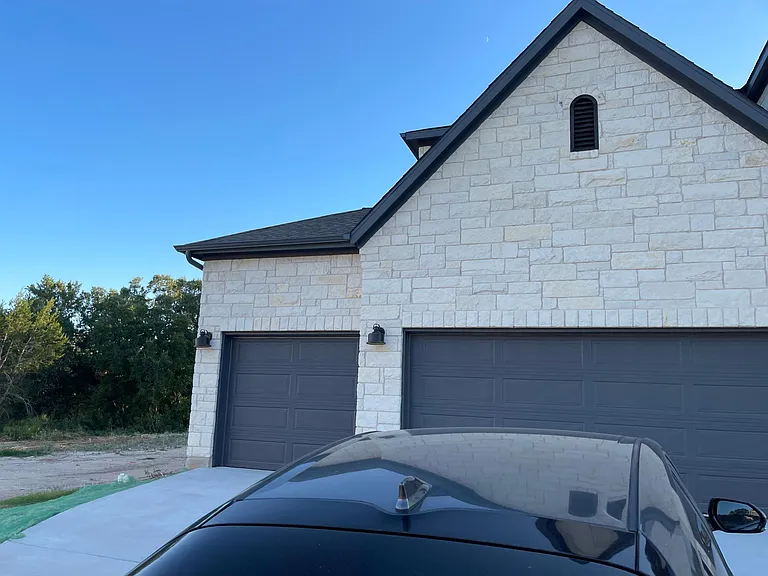 513 Constitution Way — Photo 3
