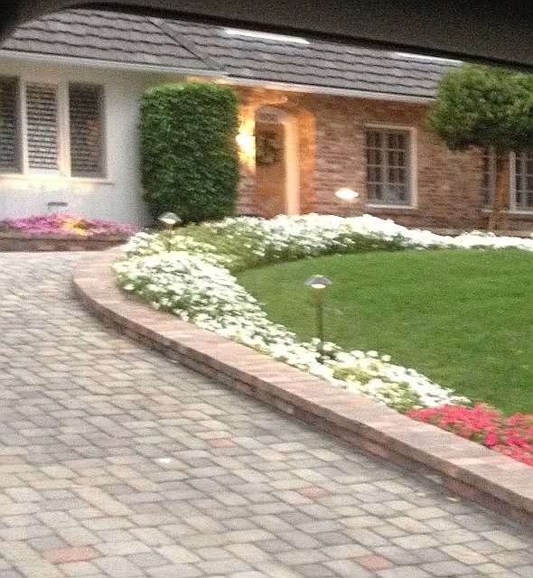 2nd image of 600 N Sunset Canyon Dr