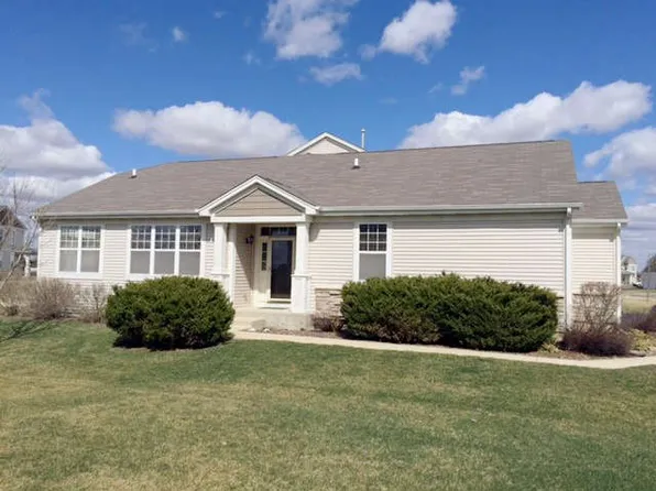 2841 Brahms Ln, Woodstock, IL 60098