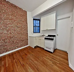 Rented by CitySites Real Estate Group