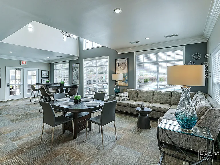 Abbey Ridge Apartment Homes — Photo 15