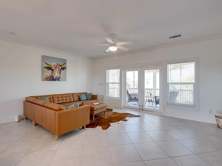 27235 Mariposa Rd — Photo 21