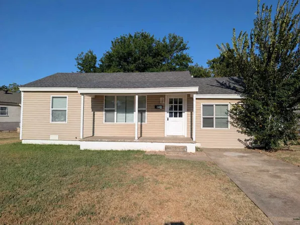 416 E Jarman Dr, Midwest City, OK 73110