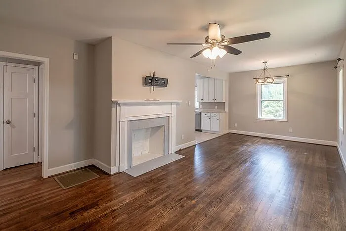 2520 Brentwood Pl — Photo 5