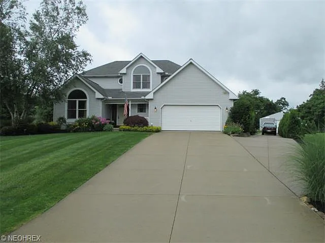 2656 Watervale Dr photo 1