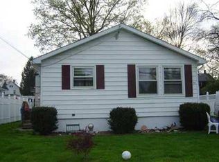 55 Natick St, Hartford, CT 06106