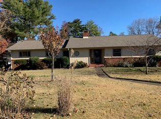 100 Oglethorpe Pl, Oak Ridge, TN 37830