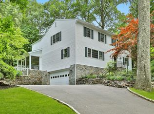 18 Valley Ln, Chappaqua, NY 10514