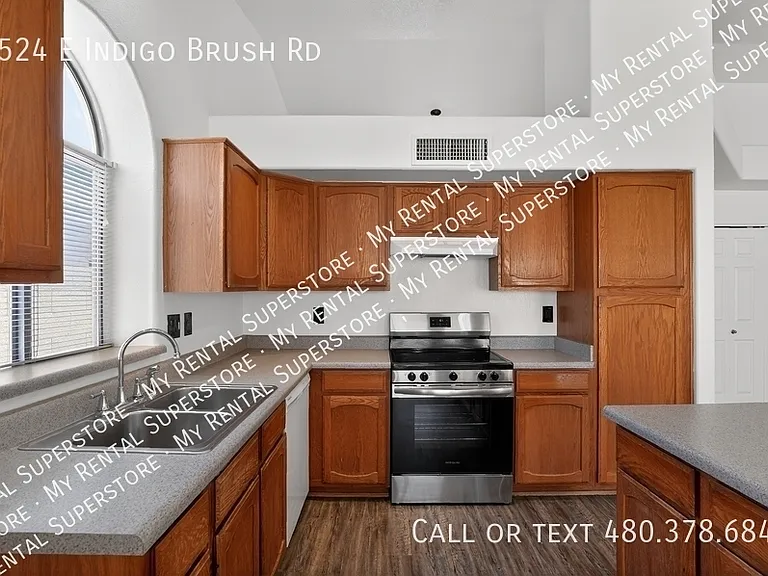 2524 E Indigo Brush Rd — Photo 11