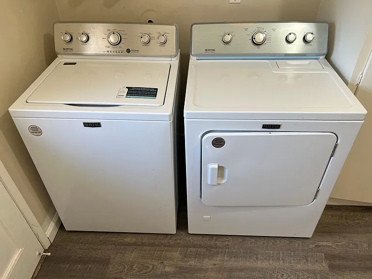 Laundry room - Washer and Gas Dryer
