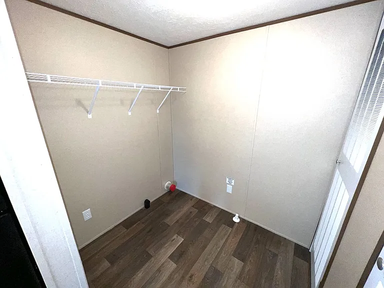 1608 Golden Springs Rd — Photo 5