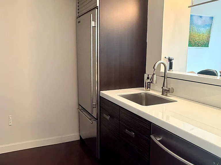 225 E 34th St #18F — Photo 7