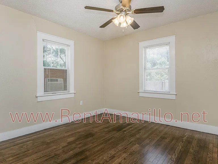 1624 S Ong St — Photo 13