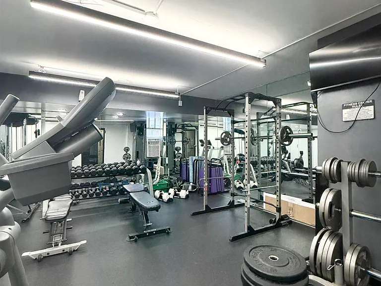 6515 Boulevard East #6R — Photo 16