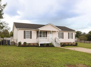 201 Saint Catherine Ct, Columbia, TN 38401