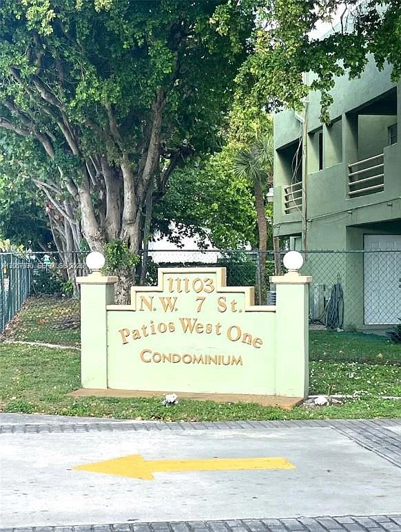 2 bed, 1009 sqft, $2,500 — Photo 2