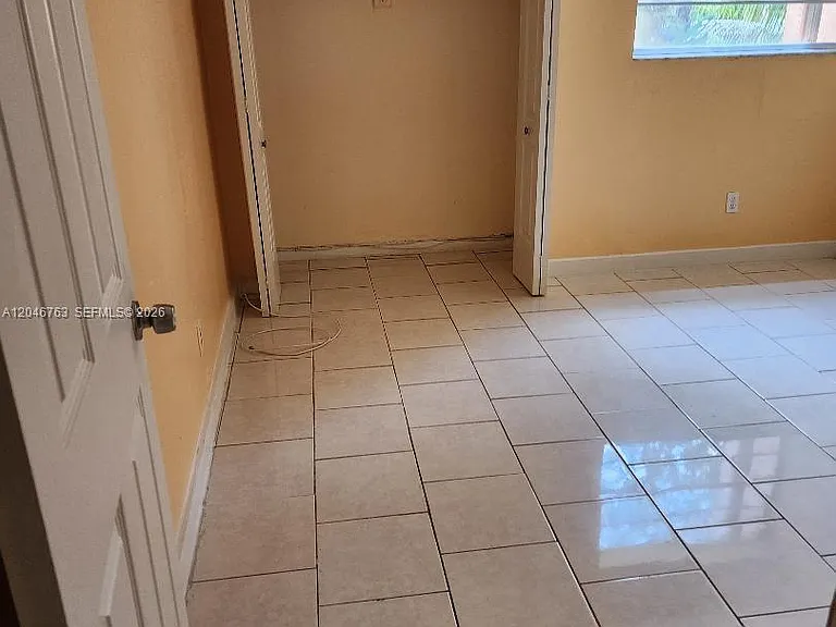 4147 NW 19th St #4147 — Photo 3