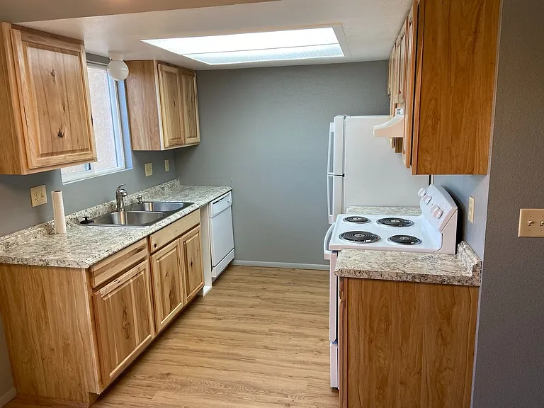 3178 Starlight Cir — Photo 8
