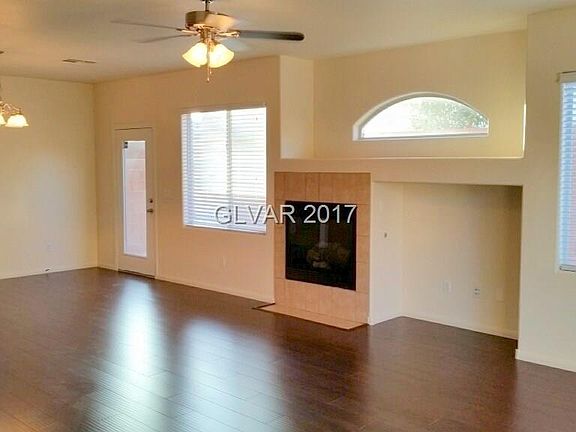 3rd image of 8149 Satin Carnation Ln
