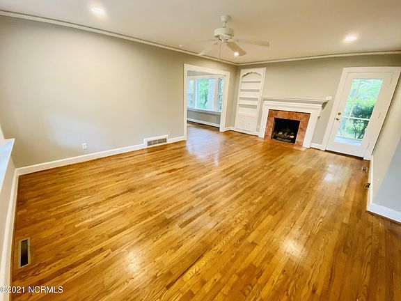 5th image of 102 Poplar Dr