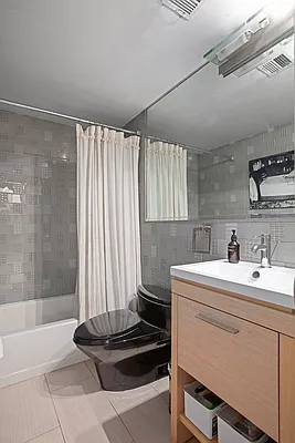 Rented by Keller Williams NYC | media 35