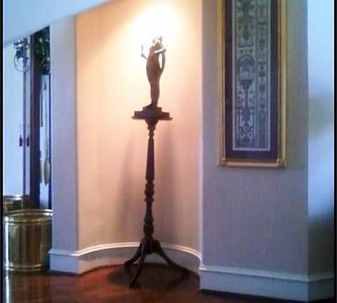  ART NICHE Second art niche under the stairs that faces the entry,