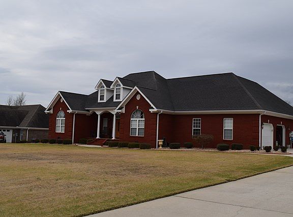 2nd image of 389 Deer Creek Dr