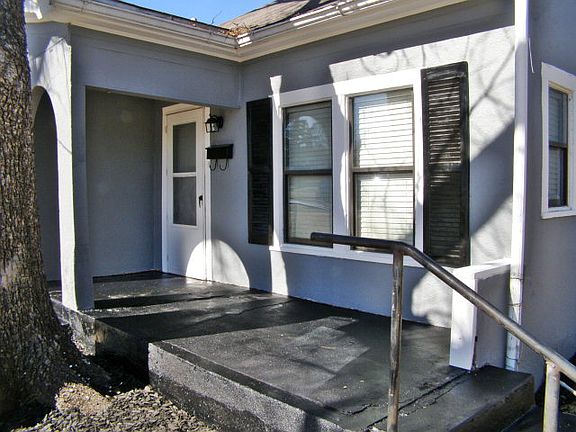 2nd image of 1103 Josephine St
