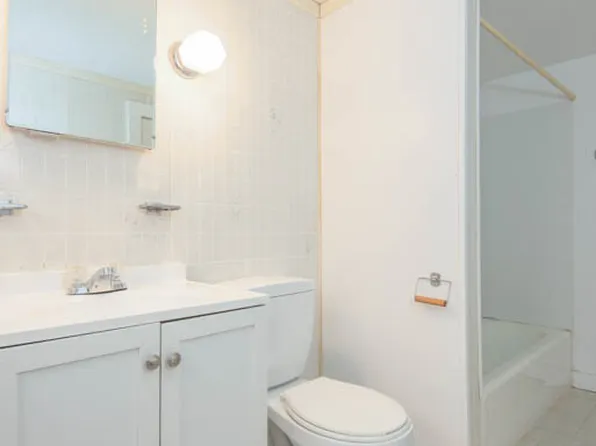 246 Grant St #Up, Ravenna, OH 44266