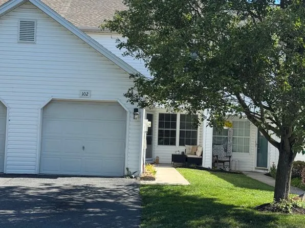 102 Partridge Cir, Carlisle, PA 17013