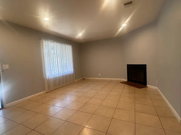 420 Marshall Rd #B, Vacaville, CA 95687
