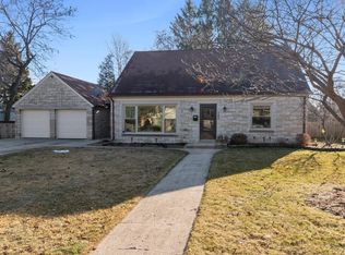 125 E Whitefish Rd, Port Washington, WI 53074