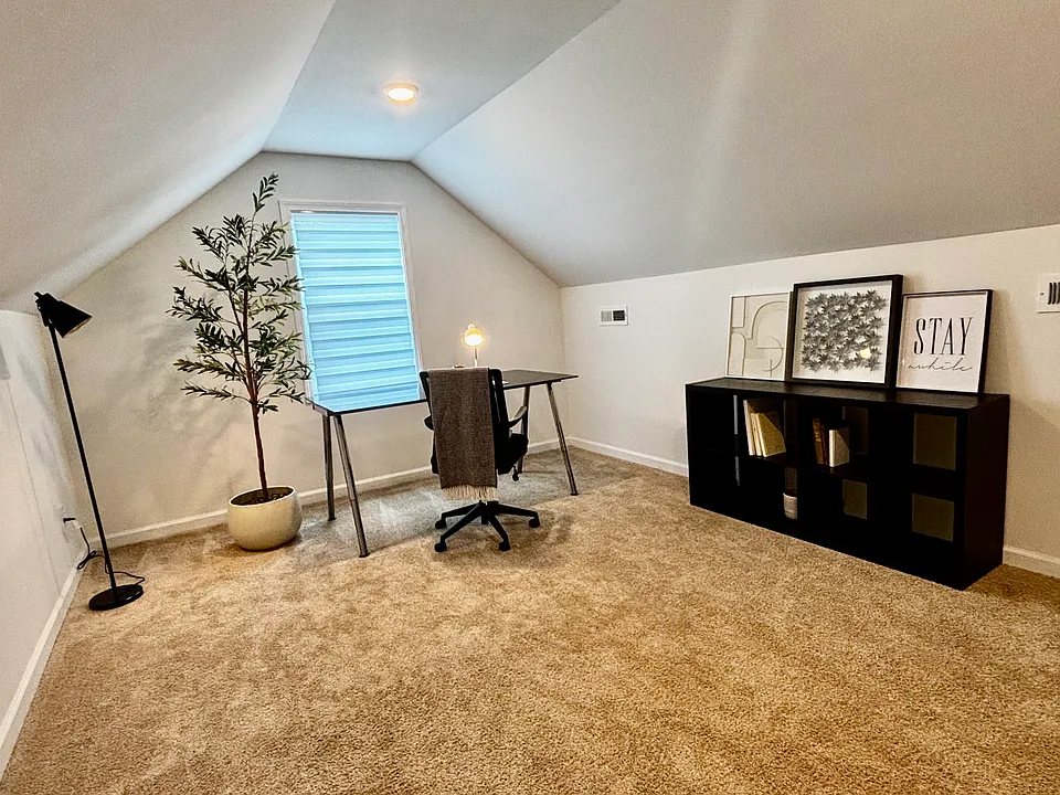 112 Pine Bluff Ct